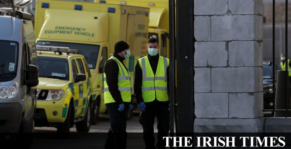 Coronavirus: Harris warns pubs that are still open ‘we will shut you down’