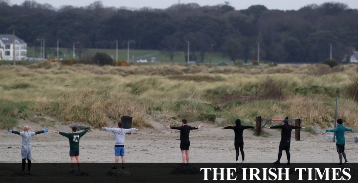 Coronavirus: Government to seek to keep public spaces open