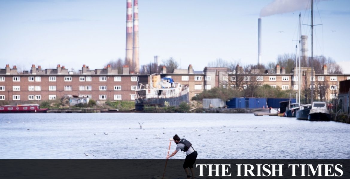 Members of same household may exercise together, Government confirms