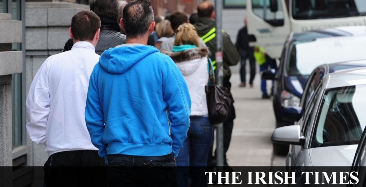 Record 300,000 jump in unemployment expected