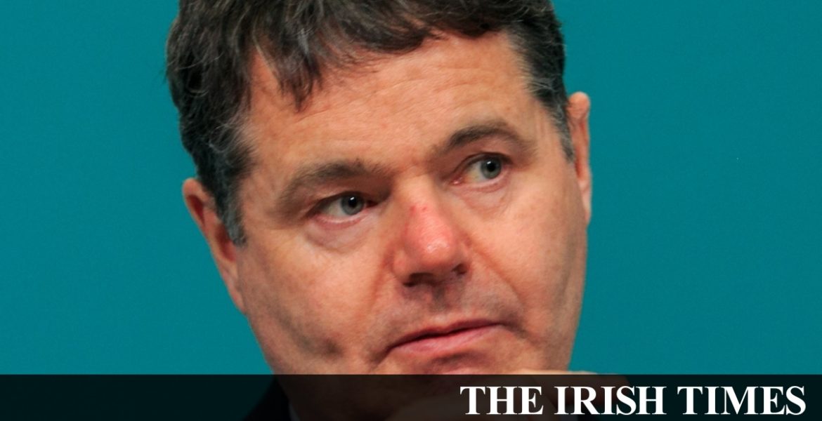 Donohoe calls on insurers to offer refunds