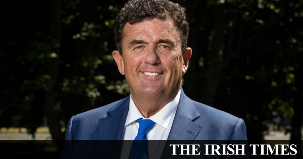 Des Cahill sounds out of tune as he swaps sport for music