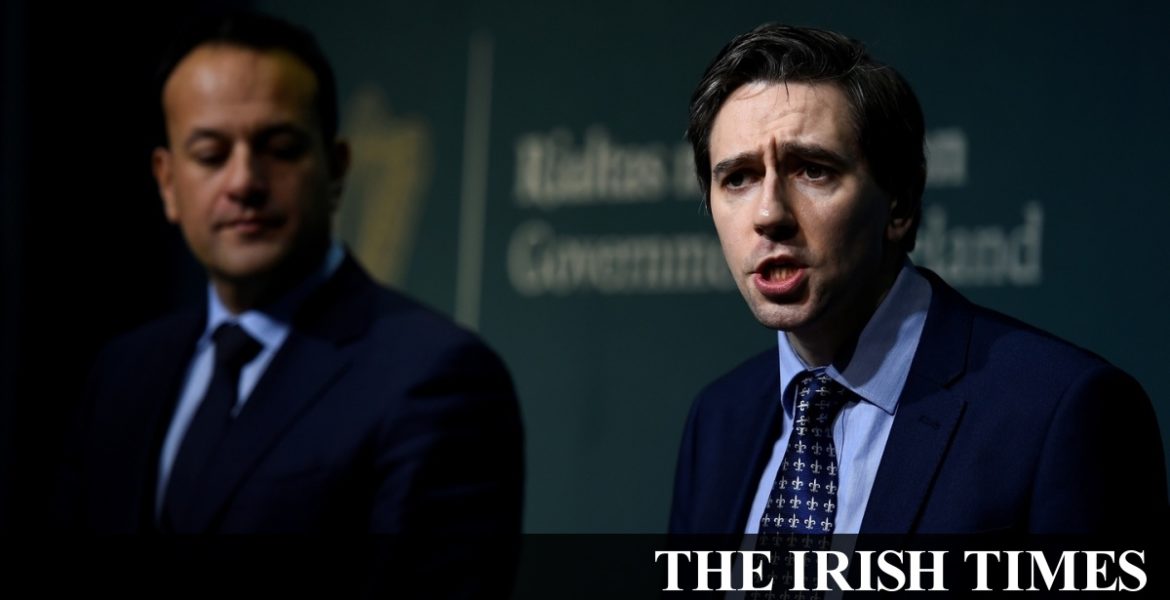Simon Harris sorry for ‘awful boo-boo’ about 18 viruses before Covid-19