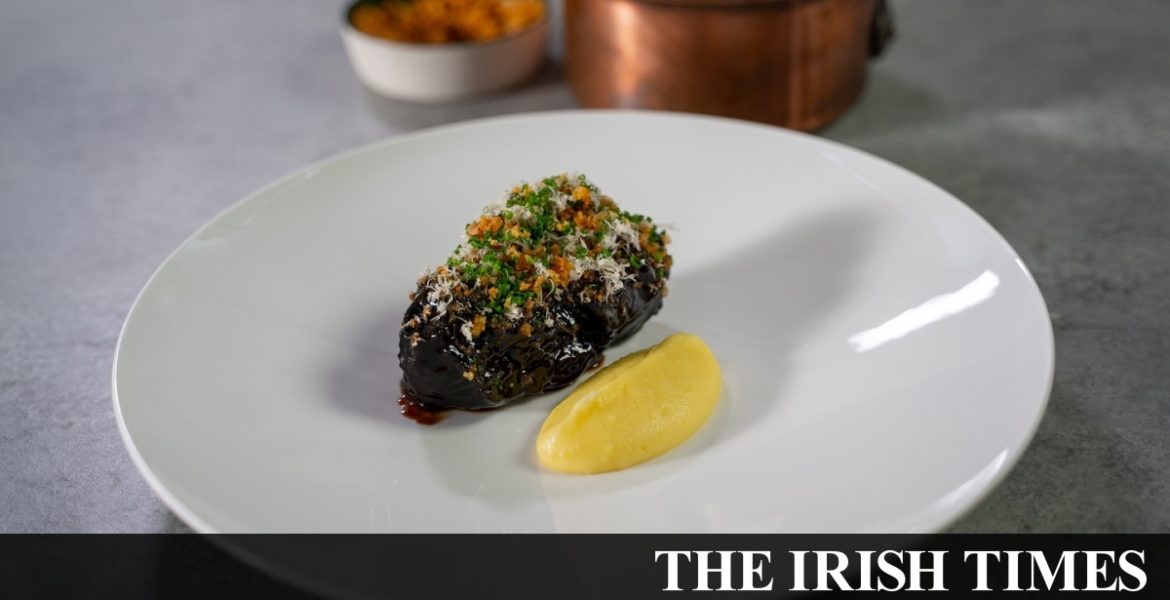 A Michelin restaurant chef shares his no-stress recipe for braised beef and mash